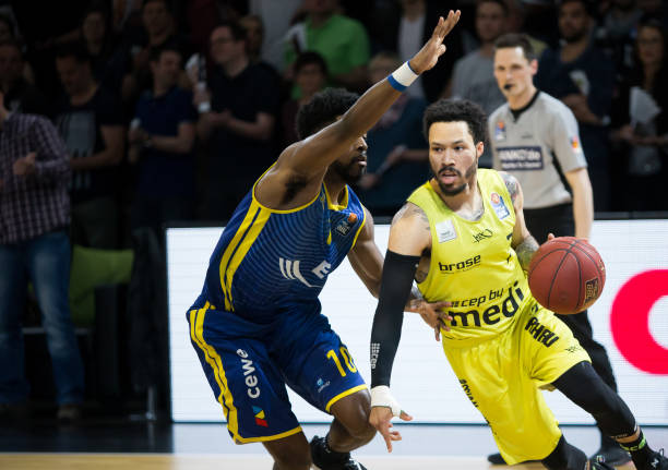 他们的对抗 他们的对抗