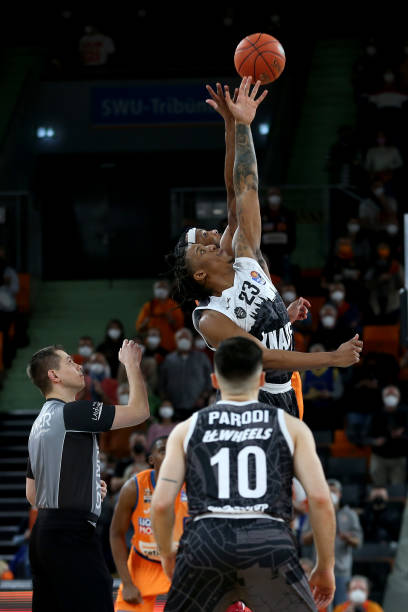 蓝月军团的 蓝月军团的