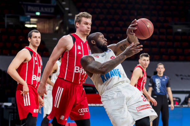 球比赛中 球比赛中