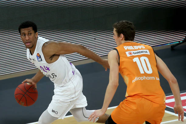 势和比赛关 势和比赛关