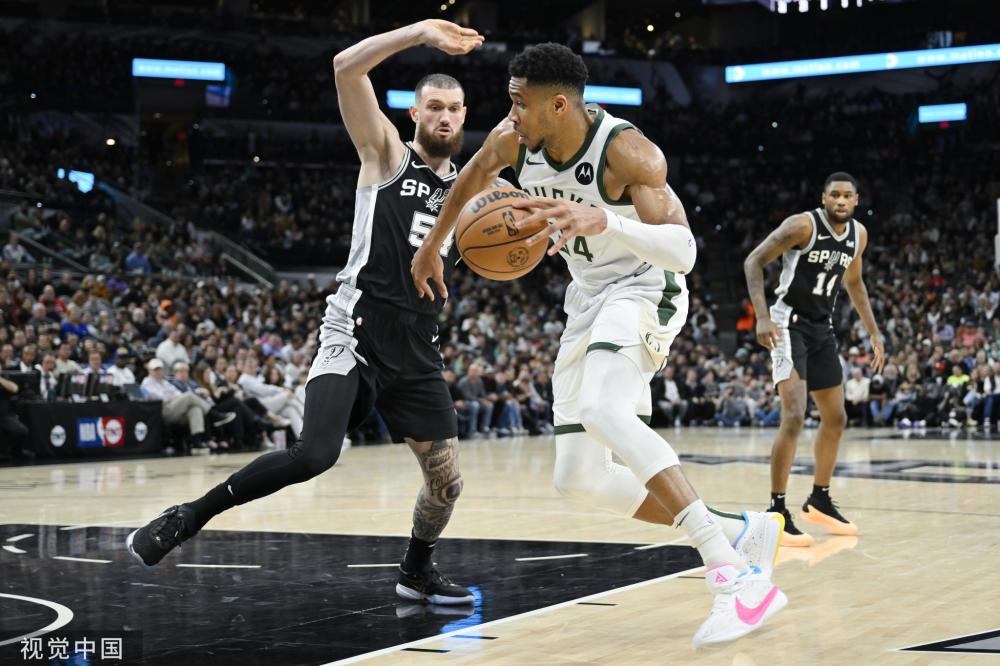 孙颖莎与王 孙颖莎与王